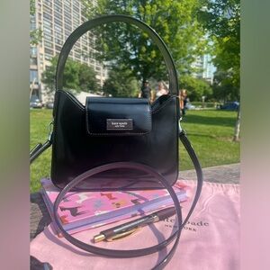 kate spade new york K6029 Women's Medium Shoulder Bag - Black